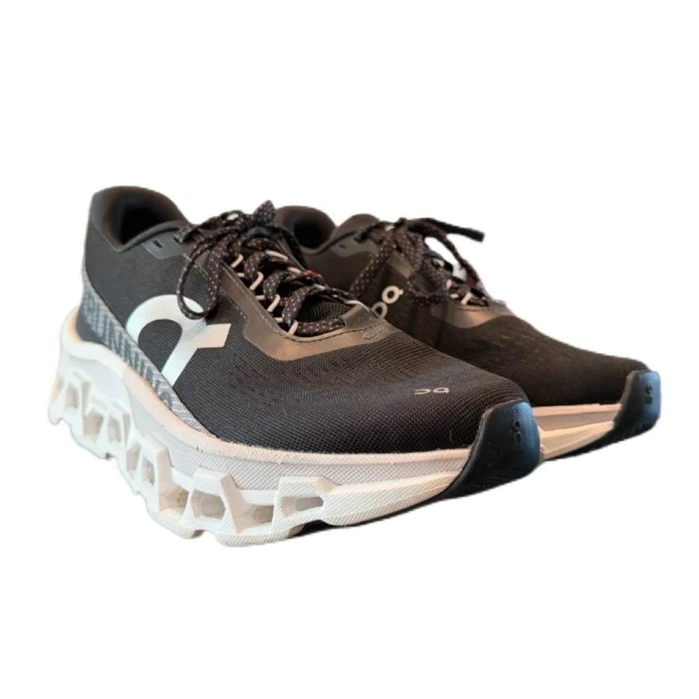 ON Running Cloudmonster 2 Running Shoe Black Frost Womenâs 6.5 - Picture 2 of 15